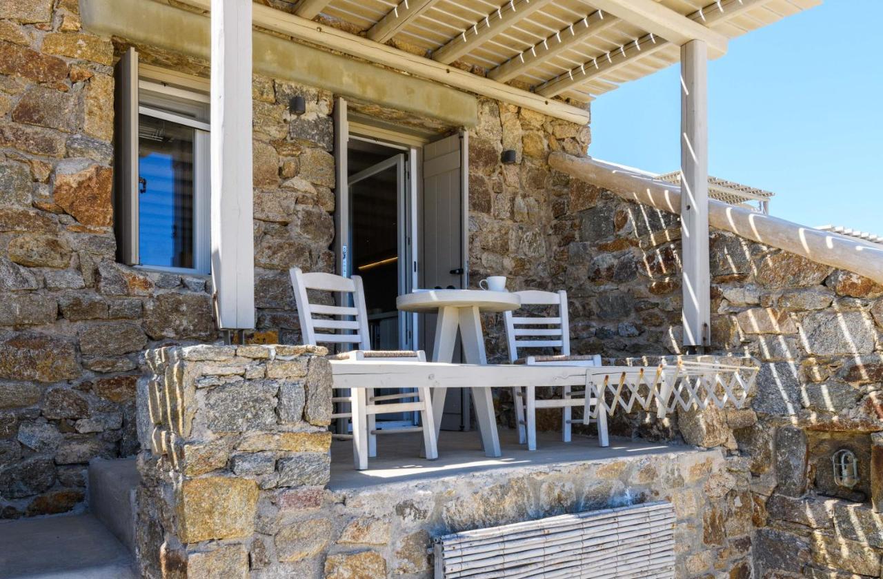 Ultramare Superior Suites With Seaview Mykonos Town Exterior photo